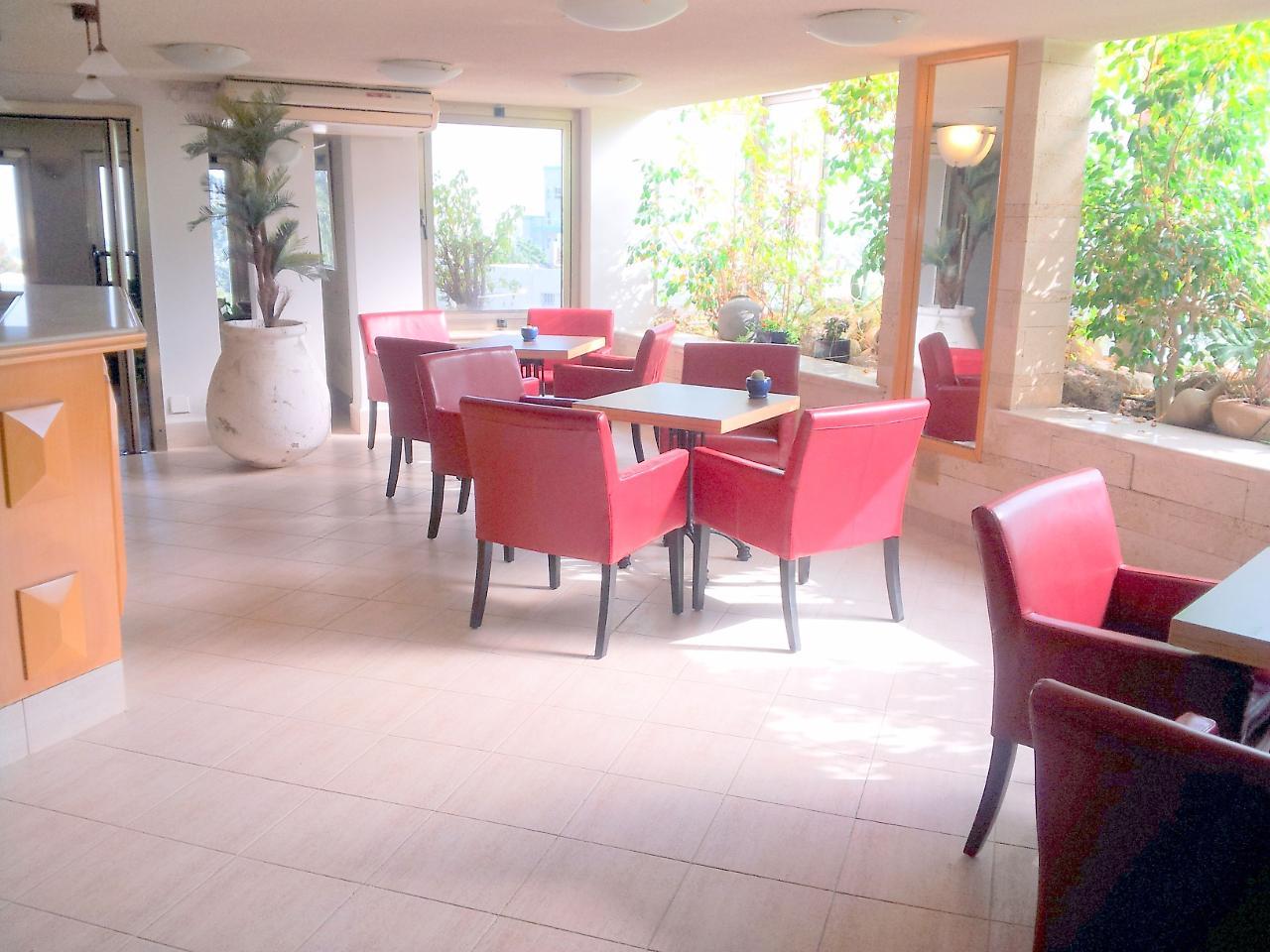 Marom Hotel Хайфа Экстерьер фото