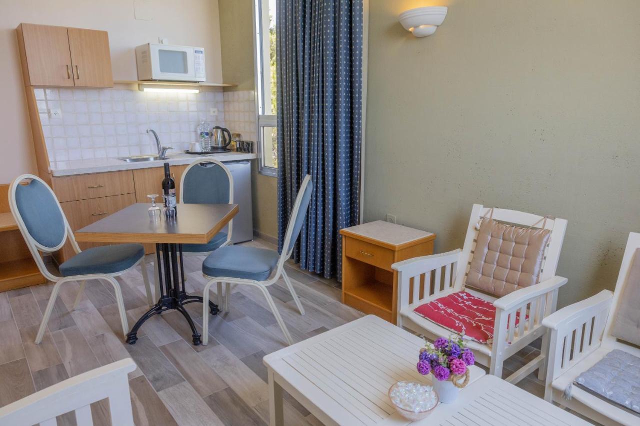 Marom Hotel Хайфа Экстерьер фото