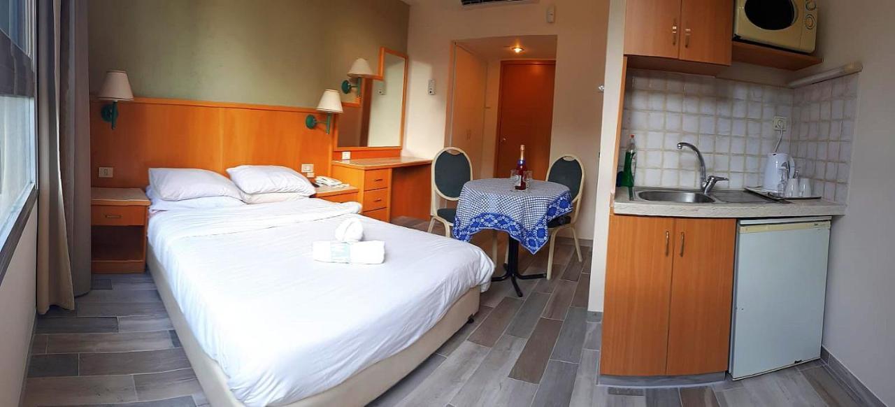 Marom Hotel Хайфа Экстерьер фото